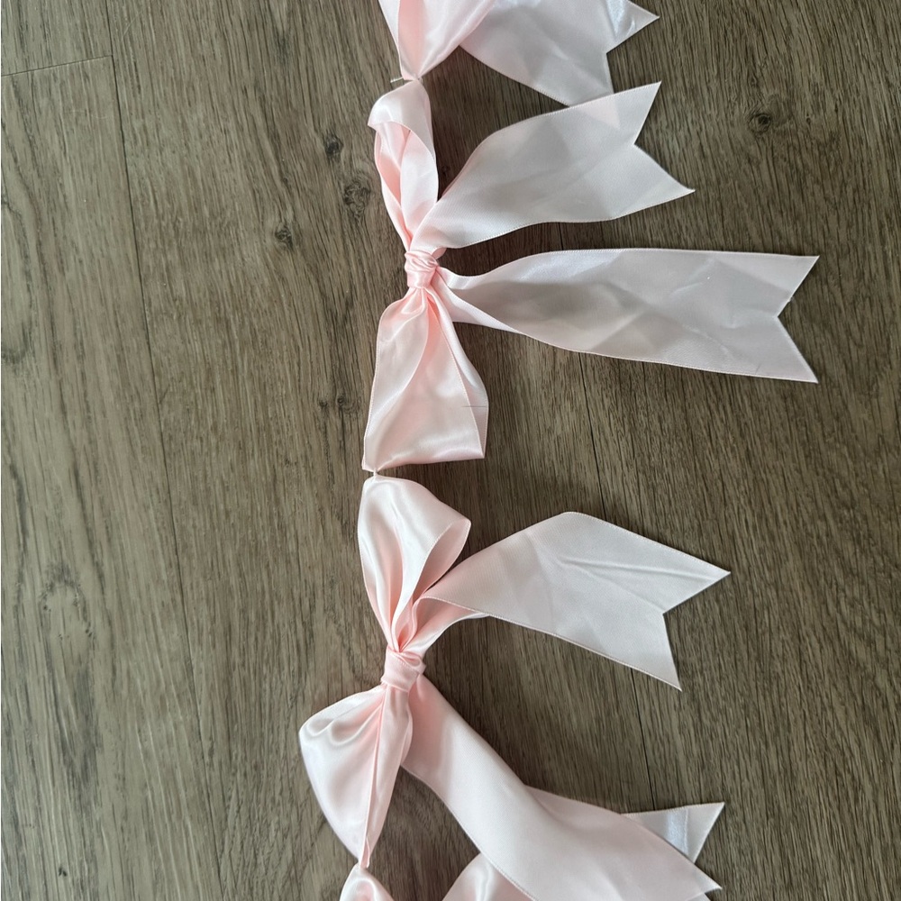 Pink Ribbon Bow Garland - Picture 2 of 3